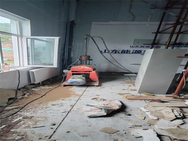 湟中地基基础下沉墙体裂缝加固注浆顶升施工