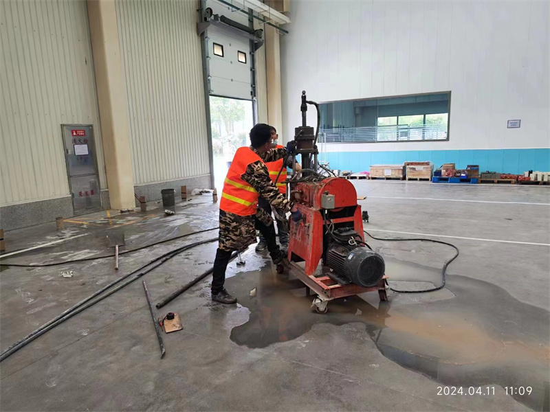 湟中厂房地面下沉塌陷注浆加固施工